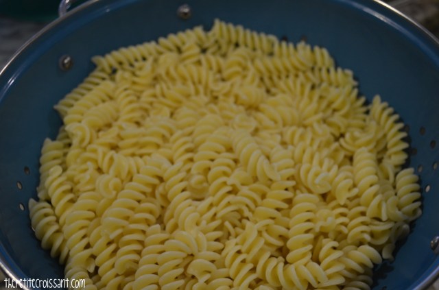 capresepastasalad1